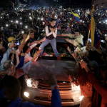 Cómo el ganador del Premio Nobel de Venezuela construyó una alianza de alto riesgo con Trump