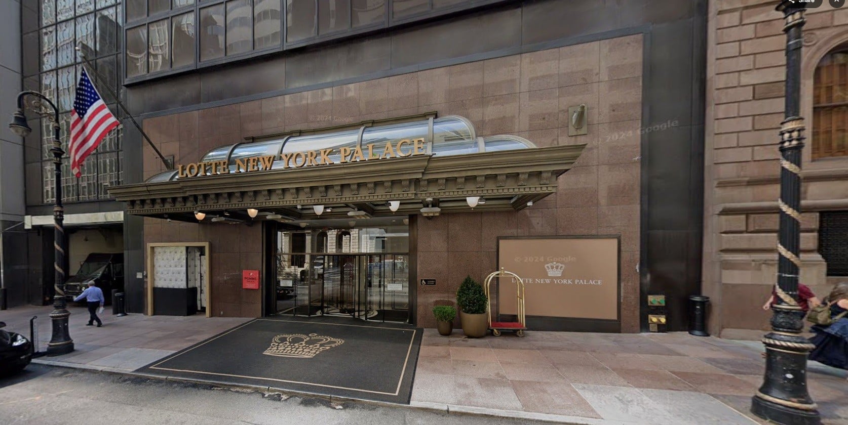 Una de las entradas al Hotel Lotte de Manhattan. Captura de pantalla de Google Maps.